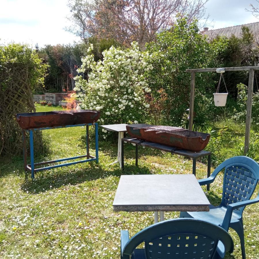 B&B Du Cerisier, Diner Sur Demande Noyers  外观 照片